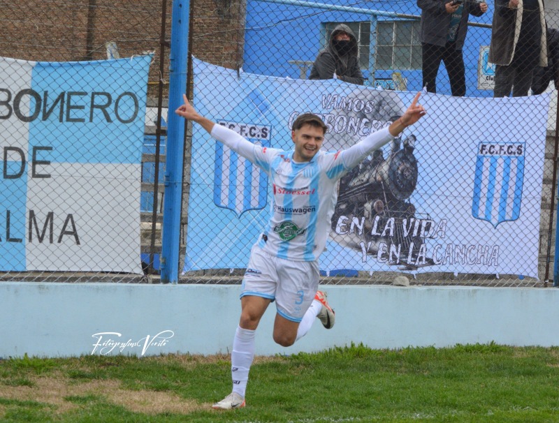 Los dos rivales del riel debutaron con una lluvia de goles